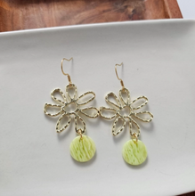 Load image into Gallery viewer, Lime Green Maisy Earrings