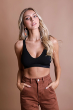 Load image into Gallery viewer, Black - Seamless Front Lace Racerback Bralette