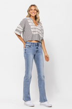 Load image into Gallery viewer, Judy Blue CORE Mid Rise Bootcut Jeans