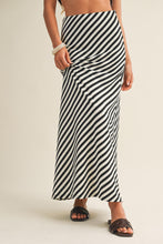 Load image into Gallery viewer, Black - Diagonal Striped Knitted Skirt