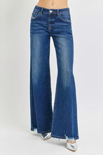 Load image into Gallery viewer, Mid Rise Wide Leg Jeans