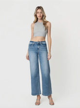 Load image into Gallery viewer, High Rise Medium Wash Full Length Wide Leg Jeans