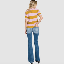 Load image into Gallery viewer, PETITE Mid Rise Stretch Flare Jeans