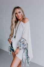 Load image into Gallery viewer, Fallon Embroidered Sleeve Poncho - Ivory