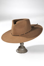 Load image into Gallery viewer, Wool Delicate Trim Panama Hat