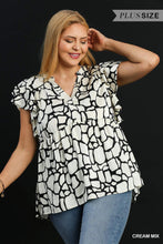 Load image into Gallery viewer, Cream Mix - Two Tone Animal Print Top - Plus Size