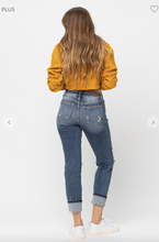 Load image into Gallery viewer, Mid Rise Boyfriend Jeans - Plus Size