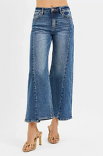 Load image into Gallery viewer, High Rise Crop Wide Leg Jeans