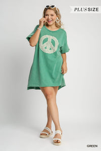 Green - Lace Applique Dress - Plus Size