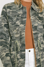 Load image into Gallery viewer, Camo Utility Jacket