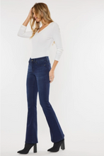 Load image into Gallery viewer, PETITE Mid Rise Flare Jeans