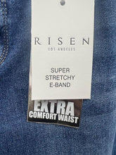 Load image into Gallery viewer, Risen Tummy Control Elastic Band Mid Rise Crop Wide Leg Jeans