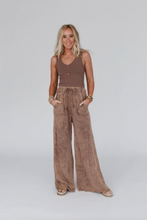 Load image into Gallery viewer, New Mocha - Relaxing Robin Wide Leg Pant