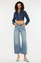 Load image into Gallery viewer, Mid Rise Loose Barrel Fit Jeans