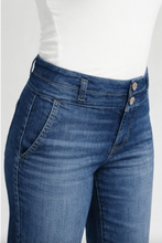 Load image into Gallery viewer, PETITE Slim Wide Leg Jean with Double Stacked Waistband