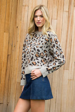 Load image into Gallery viewer, Leopard Print Knit Sweater