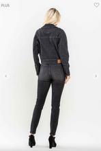 Load image into Gallery viewer, High Waist Tummy Control Skinny Jeans - Plus Size