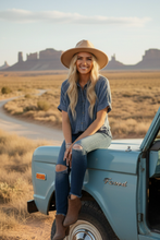 Load image into Gallery viewer, Frayed Trim Denim Button Top