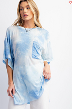 Load image into Gallery viewer, Blue Oversized Tie Dye Boxy Tee