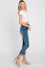 Load image into Gallery viewer, PETITE High Rise Stretch Mom Jeans