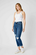 Load image into Gallery viewer, Judy Blue Mid Rise Destroyed Slim Fit Jeans