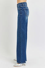 Load image into Gallery viewer, Mid Rise Wide Leg Jeans