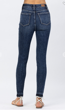 Load image into Gallery viewer, JB88417 Jeans