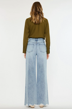 Load image into Gallery viewer, Ultra High Rise Wide Leg Jeans