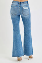 Load image into Gallery viewer, Mid Rise Tummy Control Flare Jeans - Plus Size