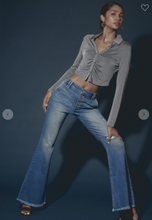 Load image into Gallery viewer, KanCan High Rise Exposed Button Flare Jeans