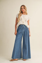 Load image into Gallery viewer, Pintuck Wide Leg Denim Pants