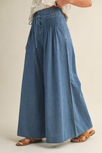Load image into Gallery viewer, Pintuck Wide Leg Denim Pants