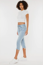 Load image into Gallery viewer, KanCan High Rise Capri Jeans
