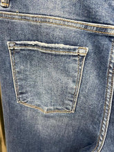 Load image into Gallery viewer, Risen Tummy Control Elastic Band Mid Rise Crop Wide Leg Jeans