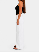 Load image into Gallery viewer, PETITE Eco-Friendly Wide Leg Jean in White