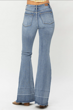 Load image into Gallery viewer, Judy Blue High Waist Tummy Control Release Hem Flare Jeans