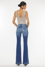 Load image into Gallery viewer, KC9326D Jeans