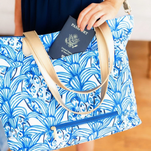 Lookin' Pine Travel Tote