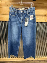 Load image into Gallery viewer, Risen Tummy Control Elastic Band Mid Rise Crop Wide Leg Jeans