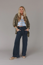 Load image into Gallery viewer, New Navy - Relaxing Robin Wide Leg Pant