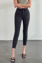 Load image into Gallery viewer, KC7317BK KC Jeans - ONLY 1 LEFT! SIZE 3/25