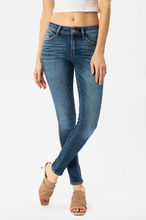 Load image into Gallery viewer, PR1001M KC Jeans - ONLY 1 LEFT! SIZE 3/25