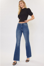 Load image into Gallery viewer, KanCan Jeans 7009M-ONLY 1 LEFT! SIze 1/24